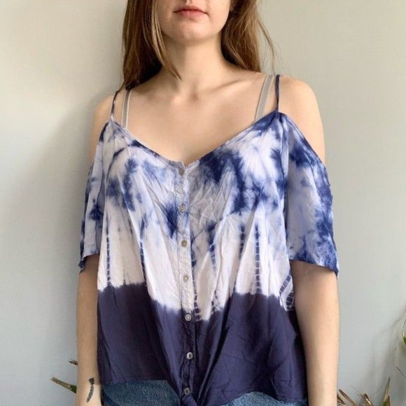 Buffalo David Bitton Tops - Buffalo by David Bitton blue and white tie dye cold shoulder top size XL